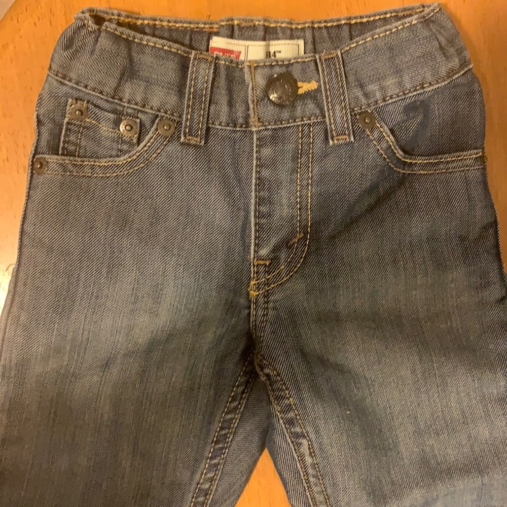 Levi’s jeans, boy size 2t condition like new